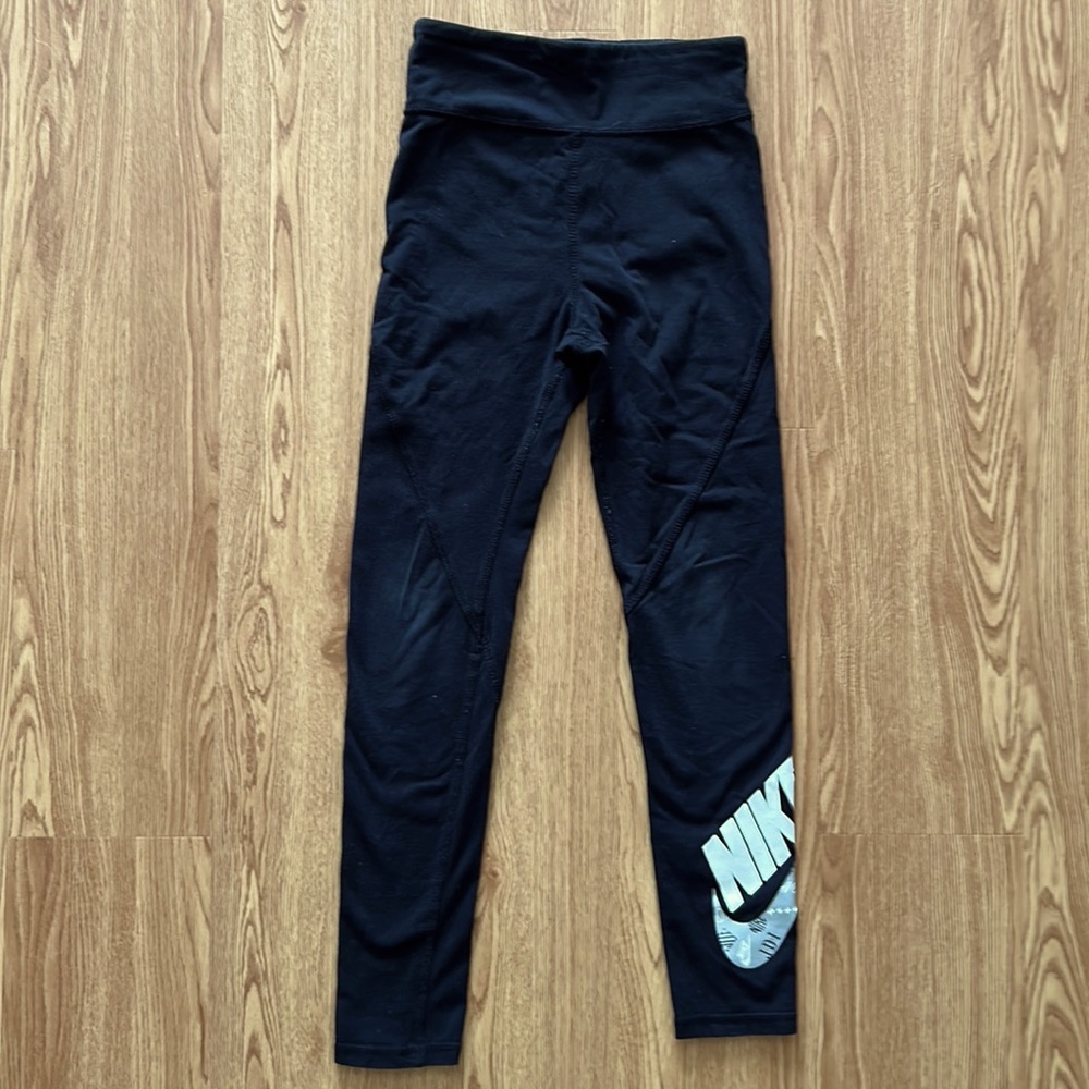 Girls Nike Leggings
